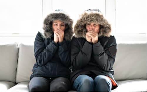 chauffagiste lyon - un couple qui n'a pas fait l'entretien de sa chaudière...