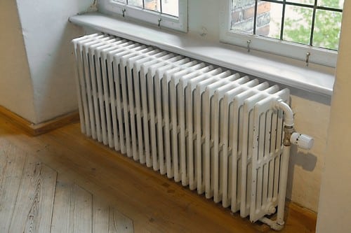 Chauffagiste Lys-lez-Lannoy - Un radiateur.