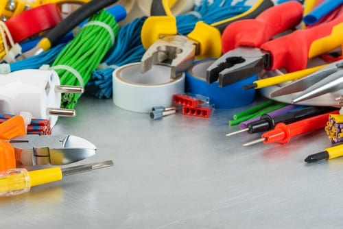 électricien Concarneau - Tous les outils nécessaires à un électricien