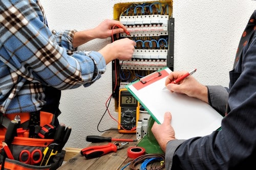 électricien Montmorency - Entretien d'un tableau électrique par un électricien