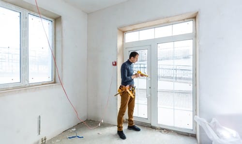 vitrier Verdun - Installation d'une vitre par un vitrier