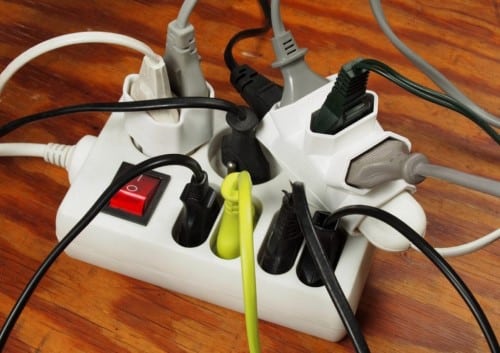 Quels sont les risques d'une prise électrique défectueuse ?