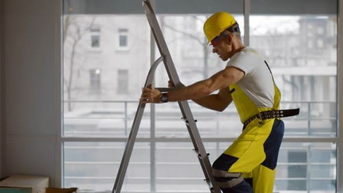 Electricien Paris 1 - les bons artisans - électricien en intervention