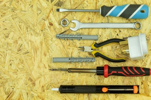 Electricien Paris 2 - les bons artisans - outils d'électricien