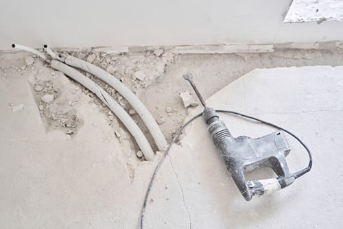 chauffagiste Cénac - Préparation à l'installation d'un radiateur