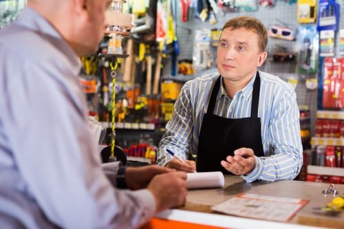 Serrurier Gondecourt - les bons artisans - serrurier en magasin