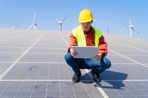 Electricien La Chapelle-Saint-Luc - les bons artisans - pose de panneaux solaires