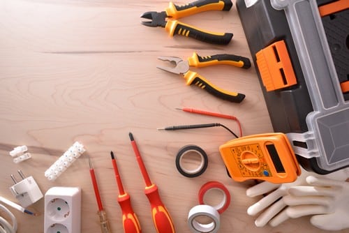 Electricien Loudéac - les bons artisans - outils d'électricien