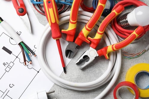 Electricien Plérin - les bons artisans - outils d'électricien