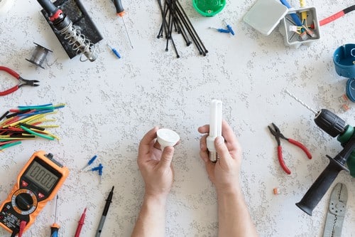 Electricien Thouars - les bons artisans - outils d'électricien