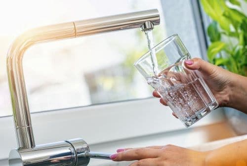 Filtrer l'eau du robinet : tous nos conseils – Blog BUT