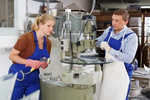 vitrier Roche-la-Molière - Deux vitriers dans une usine