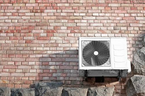 Climatisation Igny - visuel du dessus d'un climatiseur sur un toit