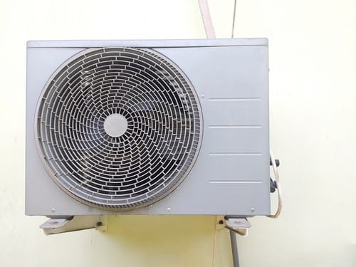 Climatisation Anzin - visuel d'un climatiseur devant un mur