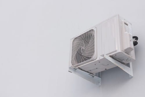 Climatisation Eguilles - visuel d'un climatiseur sur fond blanc