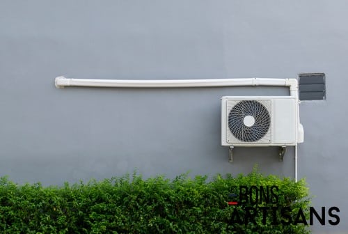 Climatisation Lodève - visuel d'un climatiseur sur un mur en extérieur