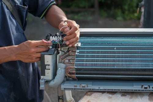 Climatisation Saint-Saturnin-les-Avignon - les bons artisans - intervention sur une climatisation