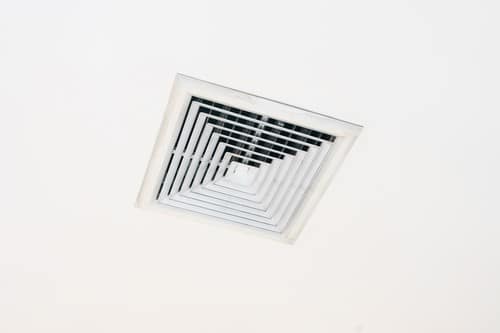 Climatisation Sarrians - visuel d'un climatiseur au plafond